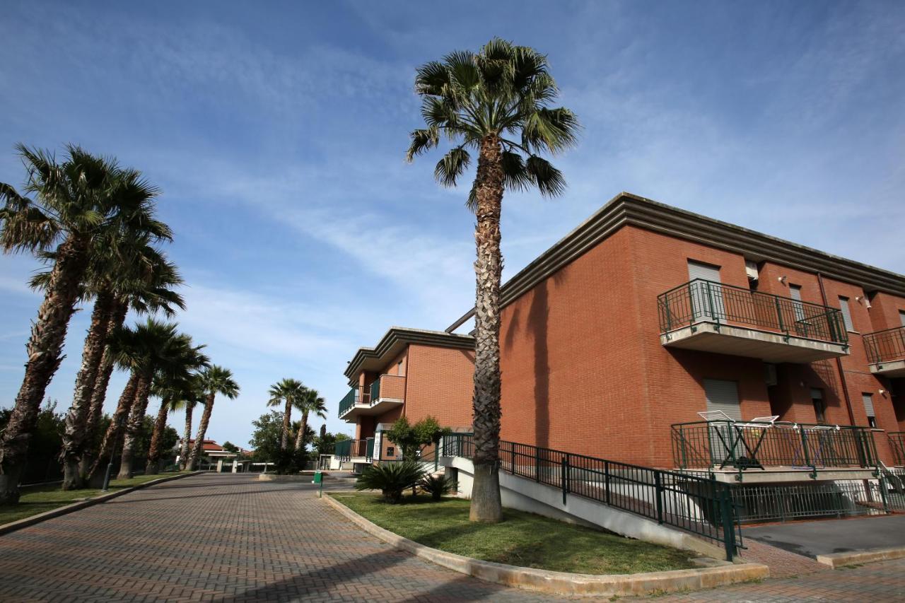 Residence Villaggio Del Sole Termoli Exteriör bild