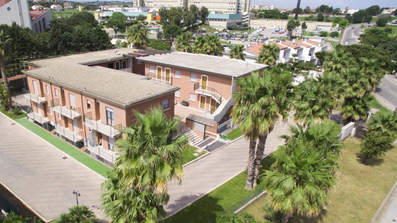 Residence Villaggio Del Sole Termoli Exteriör bild